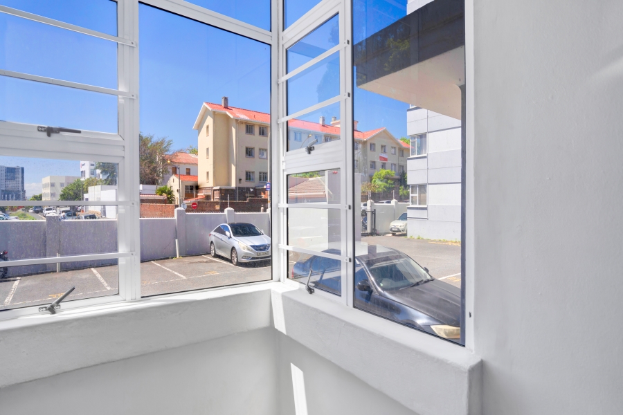To Let 2 Bedroom Property for Rent in Zonnebloem Western Cape